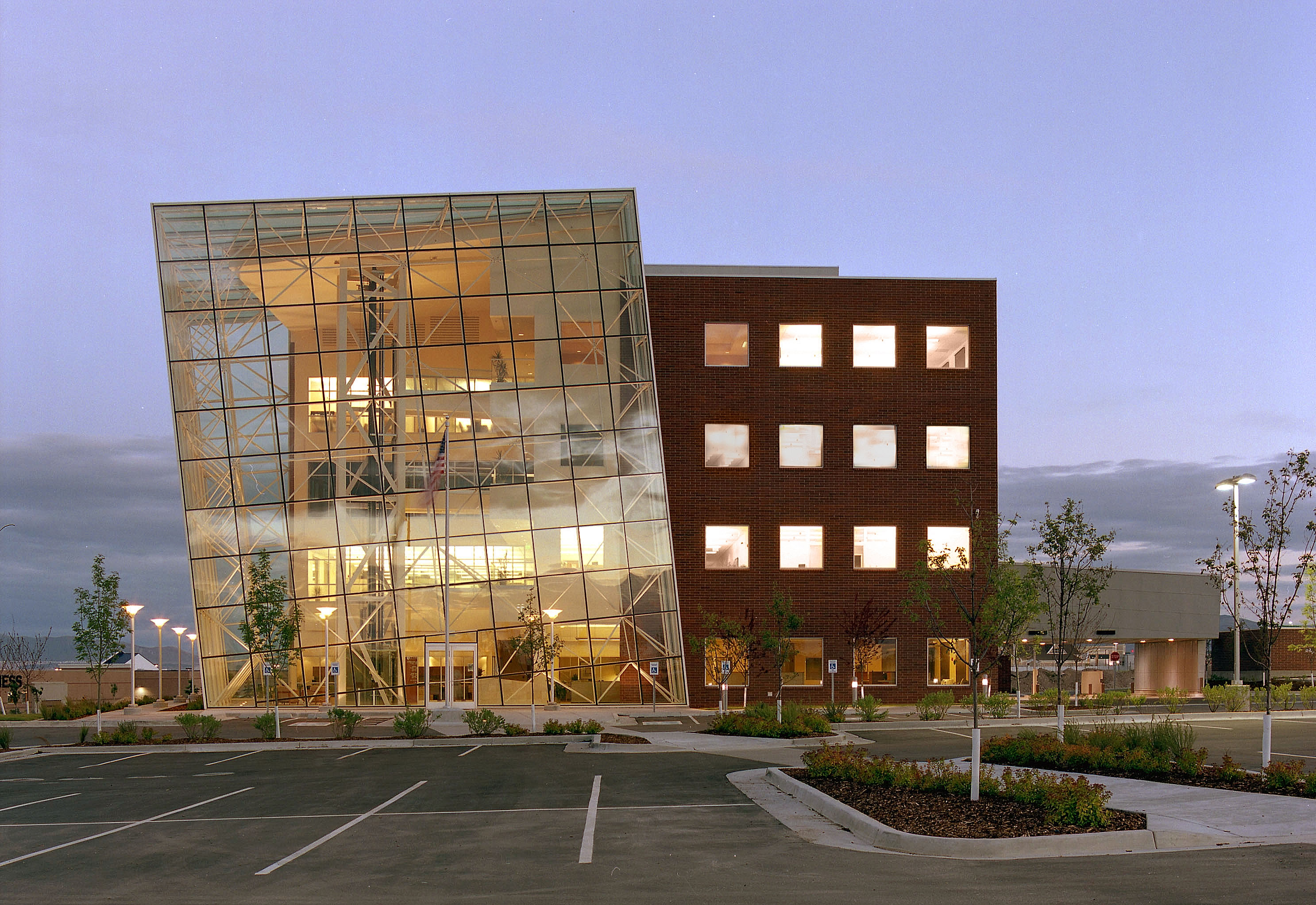 Cypress Credit Union by GSBS Architects